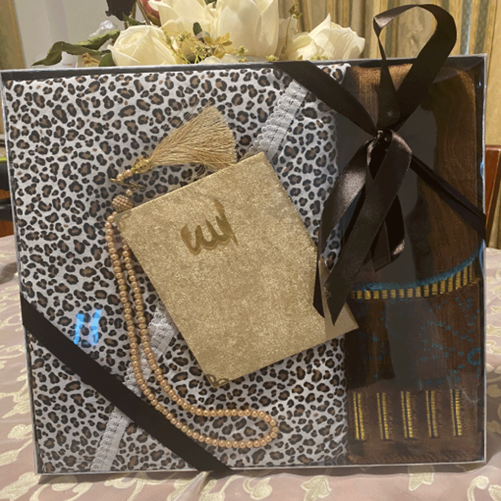 Elegant Muslimah Gift Set – Perfect Islamic Present for Women - Picture 7 of 11